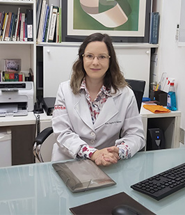 Dra. Ingrid Ribeiro Benez